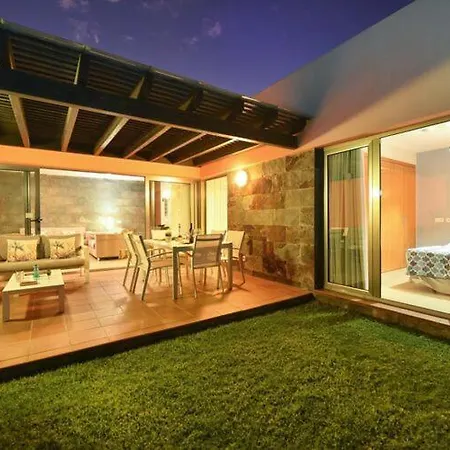 Holiday Home, Maspalomas 4*